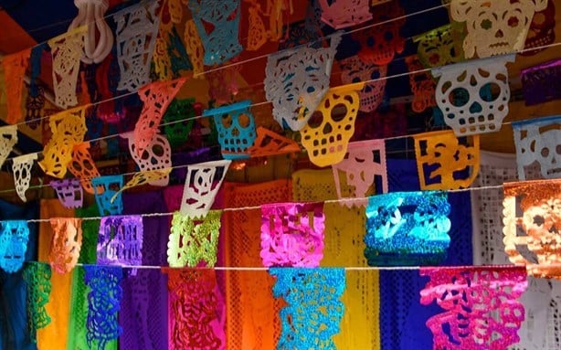 Día de Muertos: Qué significado tienen los colores del papel picado