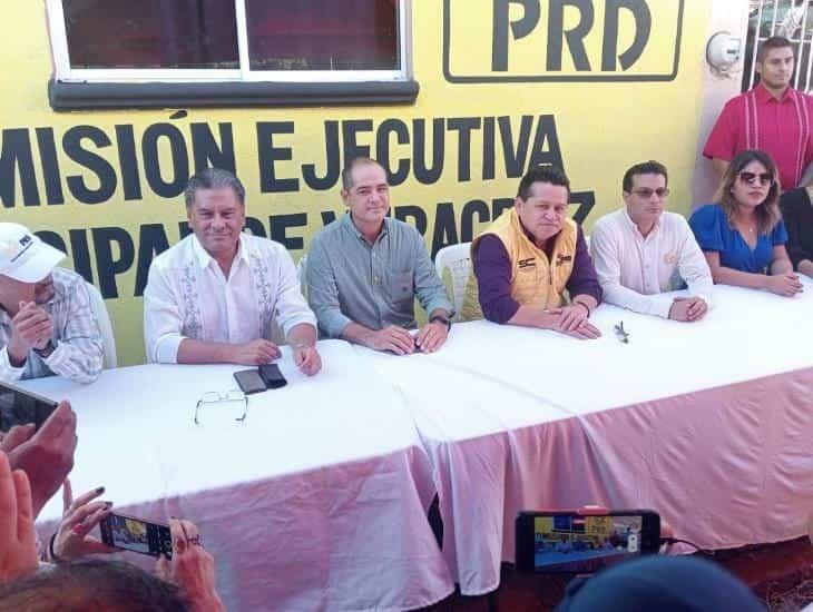 Se renueva dirigencia municipal del PRD en Veracruz