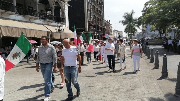 Marchan en defensa del Poder Judicial en Orizaba (+Video)