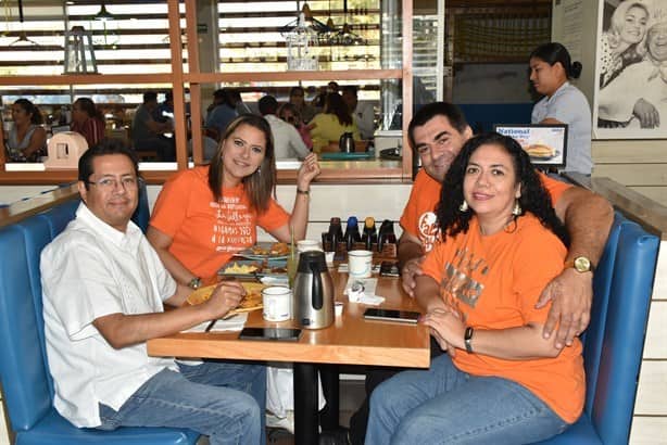 Celebran el National Pancake Day 2023 en apoyo a AMANC Veracruz