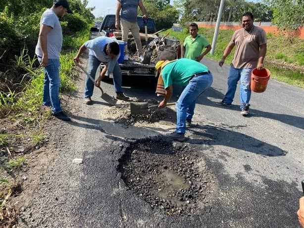 Taxistas bachean la carretera Tuxpan-Tamiahua