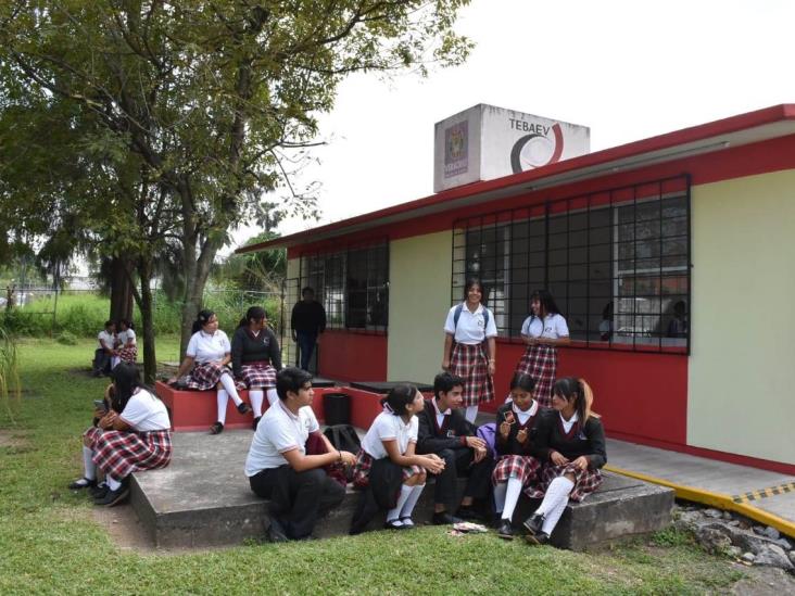 Buscan construir más aulas en telebachillerato de Río Blanco