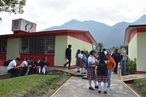 Buscan construir más aulas en telebachillerato de Río Blanco