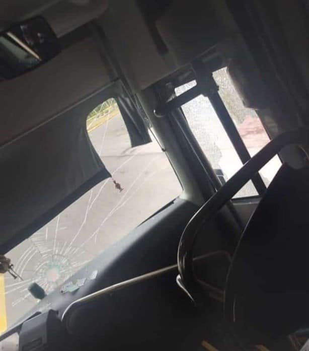 Disparan contra autobús en carretera La Tinaja-Cuitláhuac