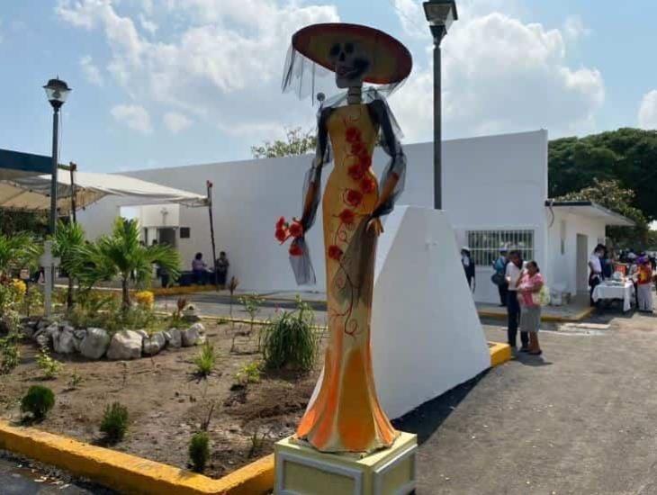 Invitan a la población a una exhibición de alebrijes en Veracruz