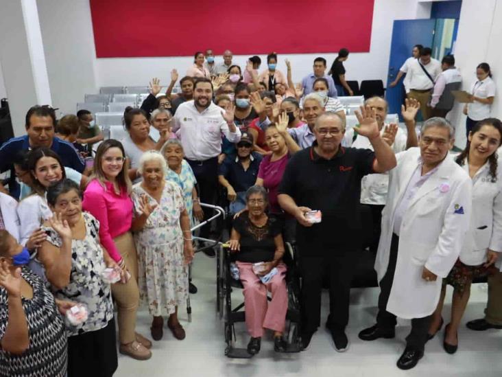 Entregan prótesis dentales para adultos mayores de Poza Rica y Tihuatlán