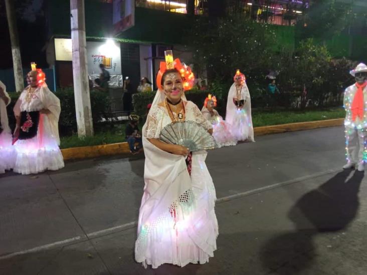 Al ritmo de son jarocho, miles de catrinas desfilan en Xalapa con Mágico Veracruz (+Video)