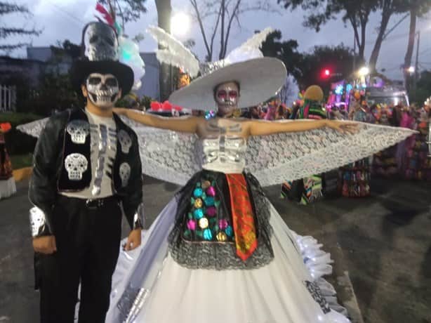 Al ritmo de son jarocho, miles de catrinas desfilan en Xalapa con Mágico Veracruz (+Video)