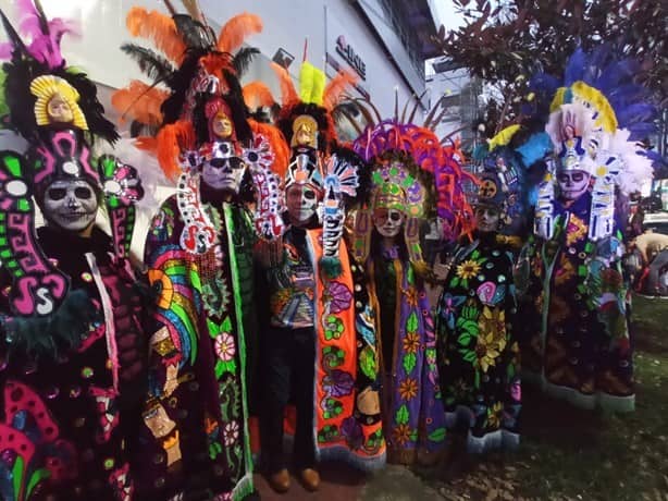 Al ritmo de son jarocho, miles de catrinas desfilan en Xalapa con Mágico Veracruz (+Video)