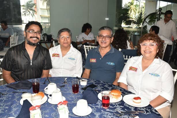 Celebran 33 aniversario de existencia del periódico Imagen de Veracruz