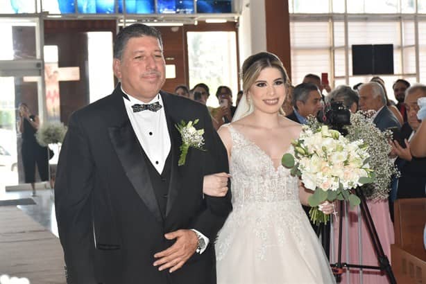 Carlos Herrán Rubio y María Isabel Meza Lagunes contraen matrimonio