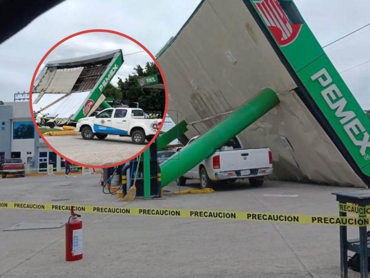 Techo de gasolinera en Tierra Blanca cae sobre 2 personas