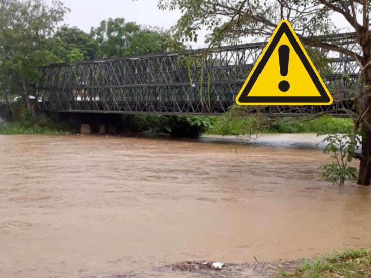 Tras incremento, monitorean río Agua Dulce en sur de Veracruz