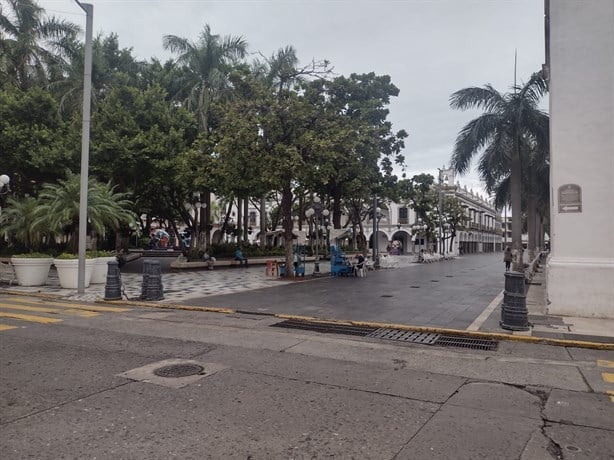 Calles casi vacías, así luce el centro de Veracruz por Día de Muertos