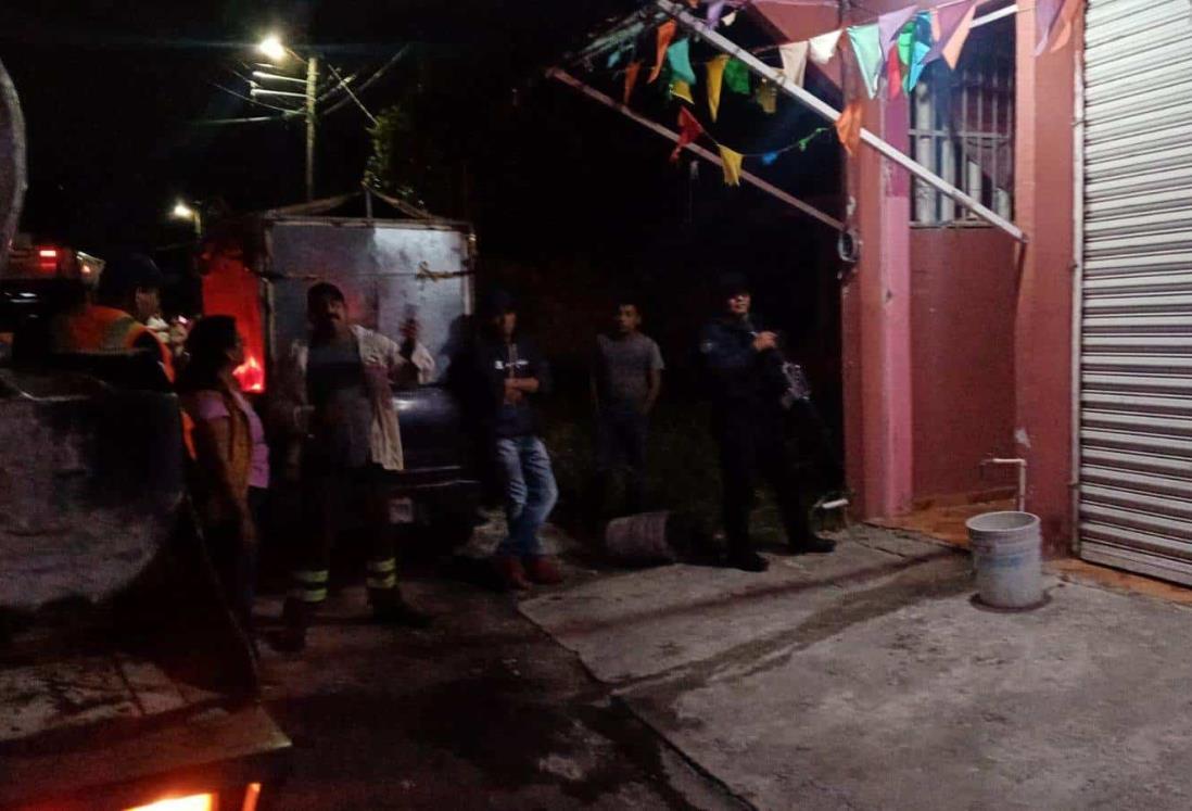 Se incendia casa por veladora en El Tejar, Veracruz