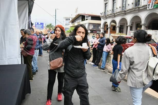 ¡Ya comenzó! Feria del Tamal, pan y chocolate en el centro de Xalapa (+Video)