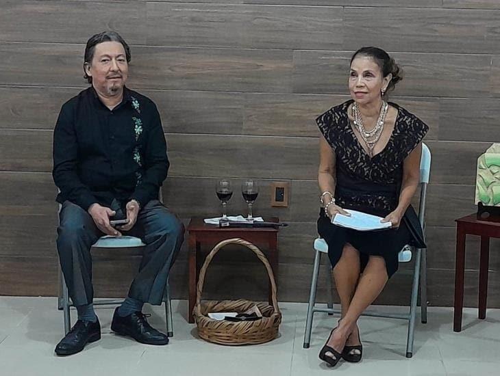 Ivonne Moreno y Manuel Casal comparte Noches de poesía con Club Rotario Veracruz