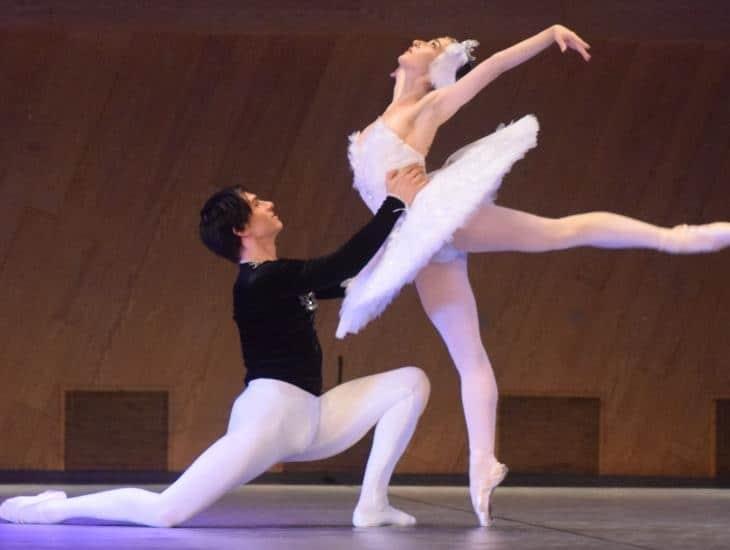 Royal Ukranian Ballet conquista Foro Boca con El lago de los cisnes