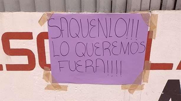 Exhiben a maestro de bachillerato en Mendoza; lo acusan de acoso