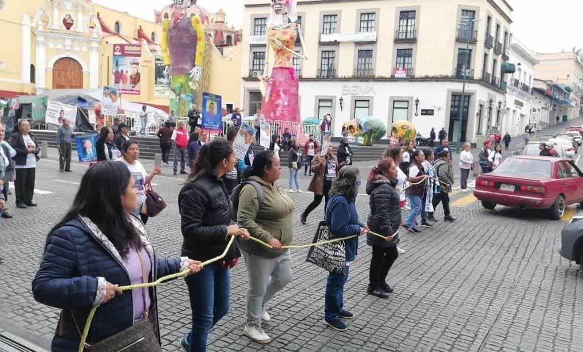 Desaparecidos bloquean Xalapa ante insensibilidad e incompetencia de Gobierno veracruzano