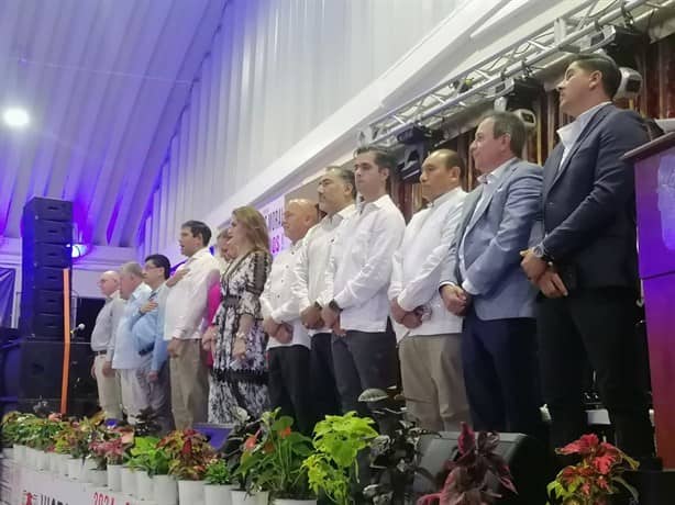 Celebran el 116 aniversario del Sindicato Ferrocarrilero en Veracruz