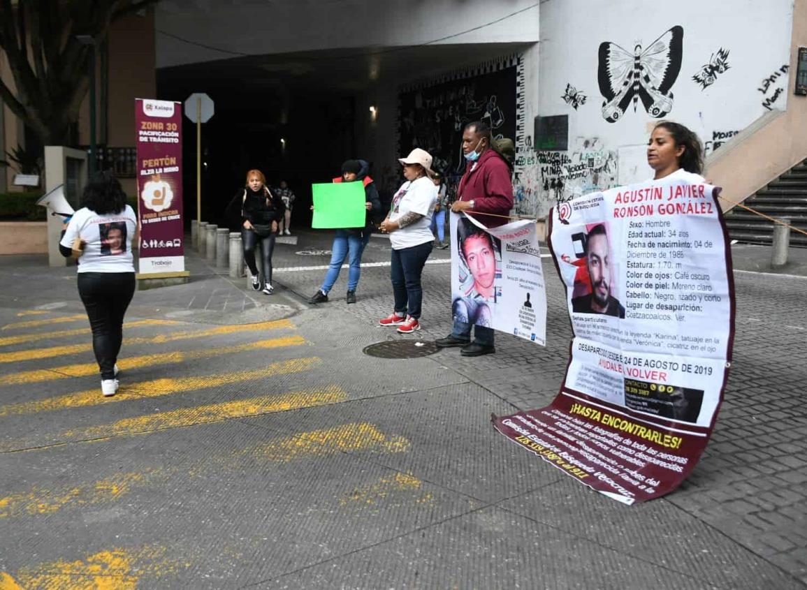 Desaparecidos bloquean Xalapa ante insensibilidad e incompetencia de Gobierno veracruzano