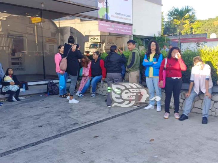 Choque de autobuses en Fortín de las Flores genera caos vial y deja 8 lesionados