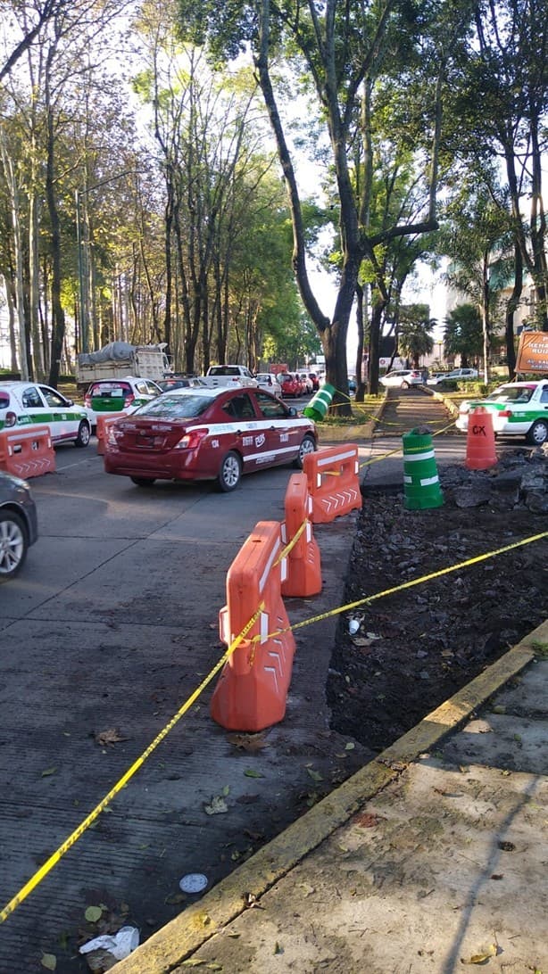 Saturado el tráfico vehicular en acceso Xalapa-Banderilla por obras en Ruiz Cortines