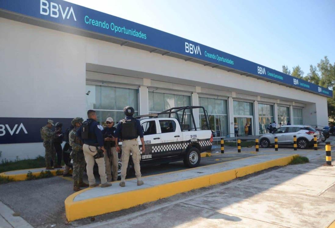 Con arma de fuego le quitan 500 mil pesos a cuentahabiente de Boca del Río