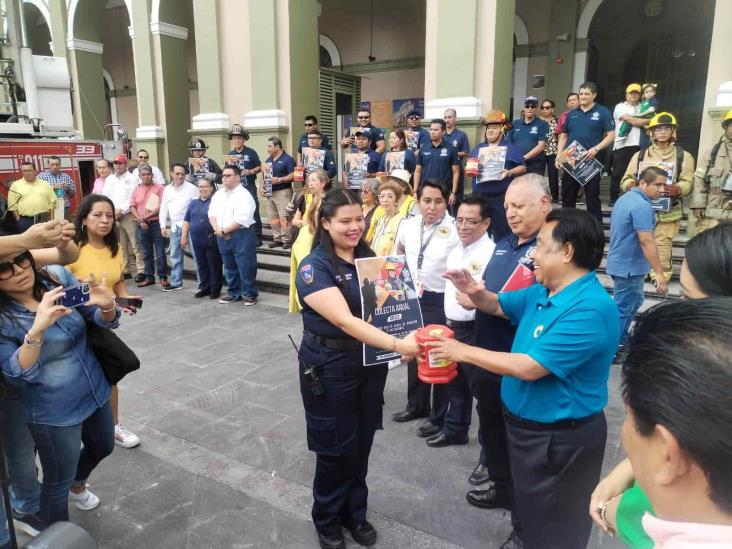 Bomberos de Córdoba inician colecta; el héroe eres tú