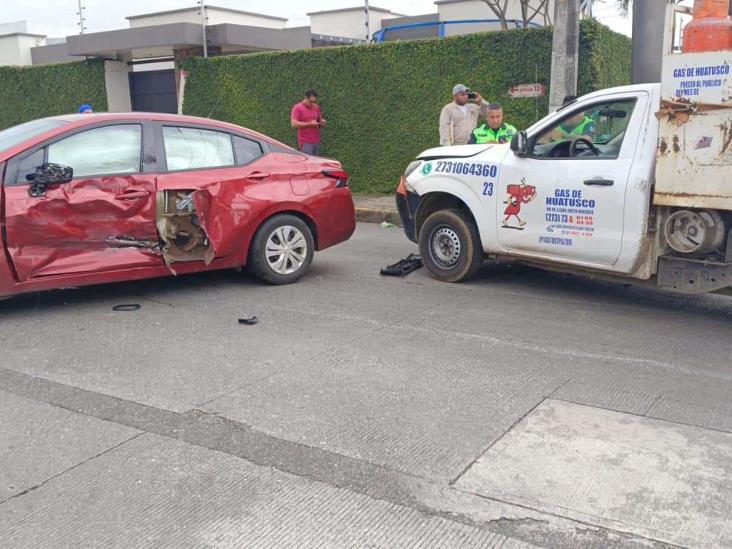 Gasero y camioneta protagonizan choque en Córdoba (+Video)