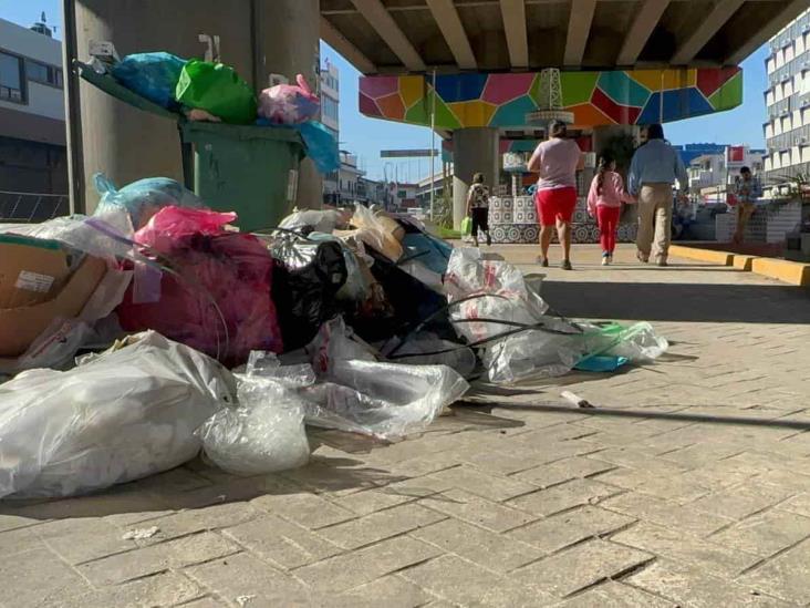 Paseo turístico de Poza Rica, hecho un basurero