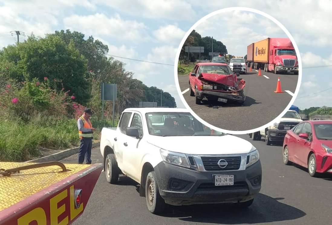 Automóvil choca contra camioneta en Puente Nacional, Veracruz