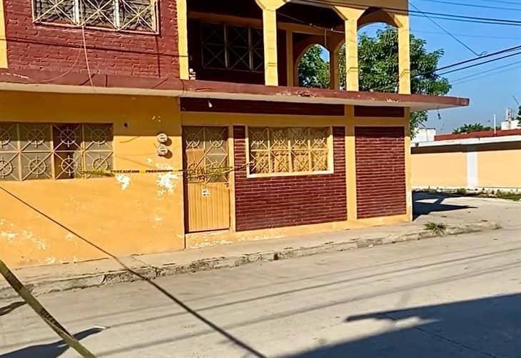 Aseguran casa en Poza Rica y rescatan a tres personas privadas de su libertad 