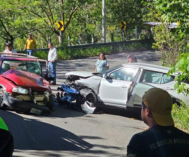 Fuerte accidente en la carretera Misantla - Xalapa deja 8 lesionados