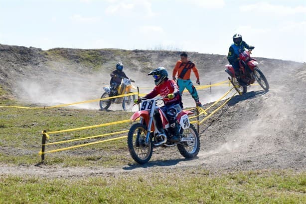 Medellín de Bravo es sede del Campeonato Interestatal de Motocross