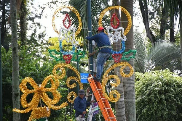 Llega la Navidad al Parque Juárez de Xalapa