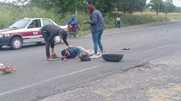 Motociclista en Tlalixcoyan fue arrollado por automovilista