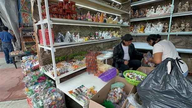 Instalan tianguis navideño en Poza Rica; esto podrás encontrar