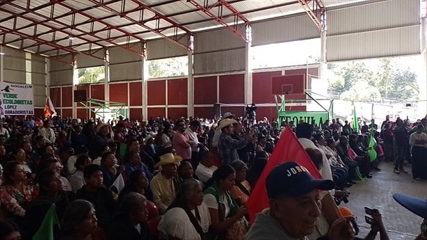 Rocío Nahle toma protesta a comités municipales de la 4T