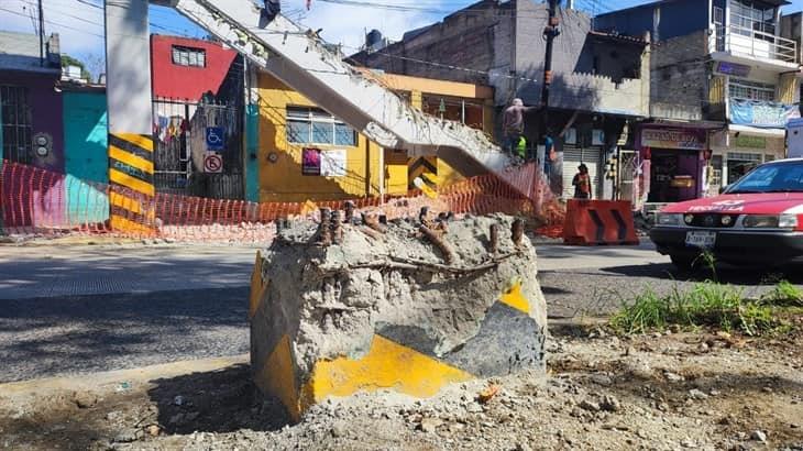 Se cumplen 20 días en acciones para retirar el puente peatonal de la avenida Xalapa