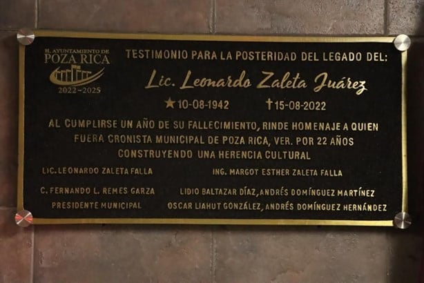 En Poza Rica, rinden homenaje póstumo al escritor Leonardo Zaleta