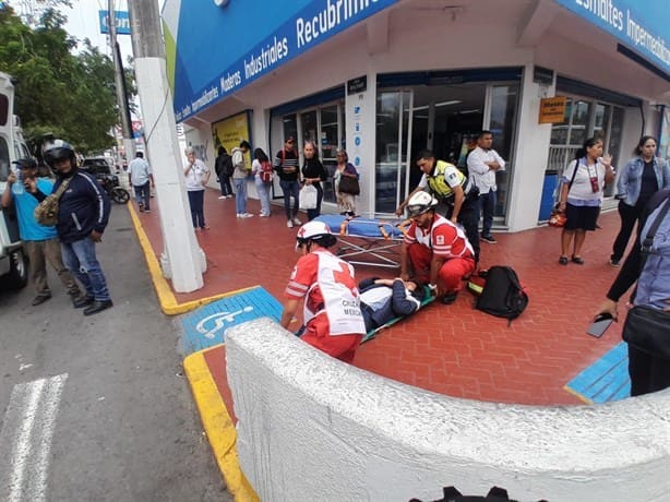 Autobús de pasajeros atropella a joven estudiante de prepa en Veracruz