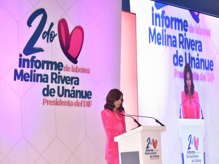 Melina Rivera de Unánue, presidenta de DIF de Boca del Río realiza su 2do informe labores