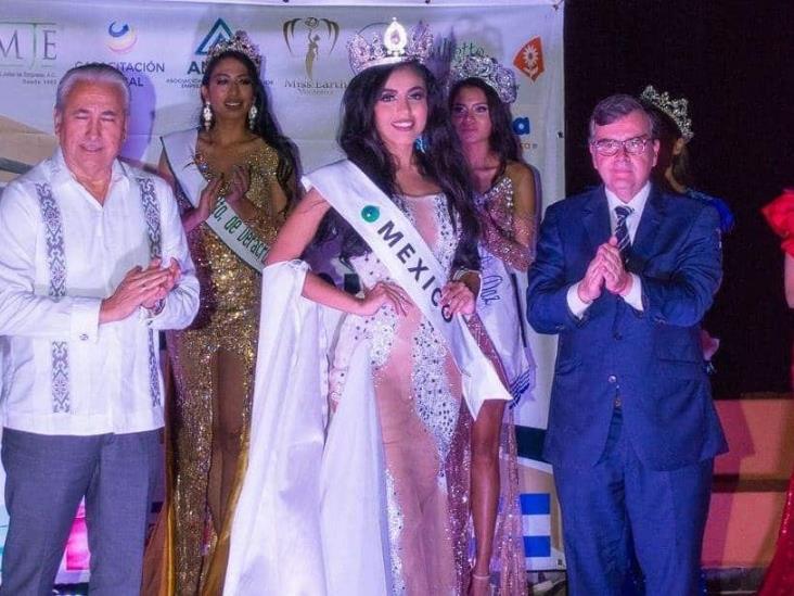 Embajador de Uruguay corona a Monse Pereyra