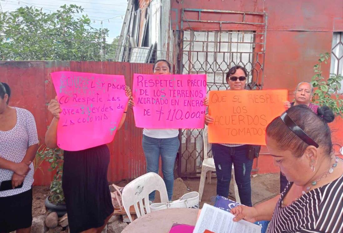 Protestan porque quieren revender sus casas en la colonia López Obrador, en Veracruz