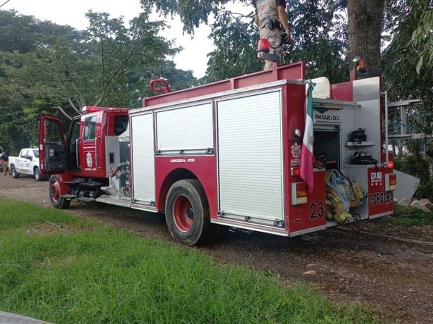 Incendio consume viviendas en colonia de Córdoba