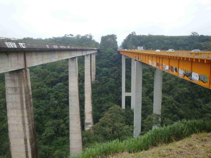 Pérdidas incalculables y caos en transporte por obras en el Metlac