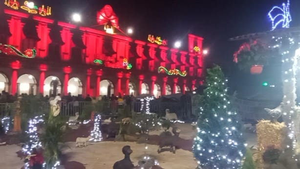 Luces, banda y Reyes Magos, en Caravana Navideña en Xalapa (+Video)