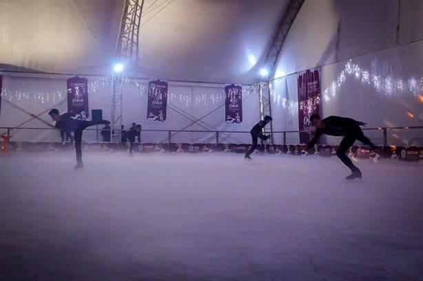 Pista de hielo en Coatepec; ¿cuándo estará abierta al público?